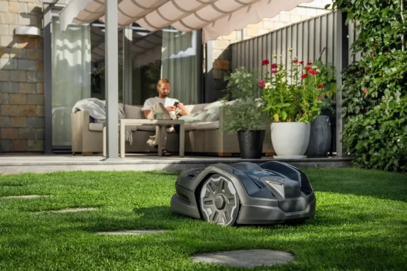 Husqvarna Automower 305E NERA