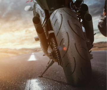 Jak si užít roadtrip na motorce a neztratit komfort – kompletní průvodce
