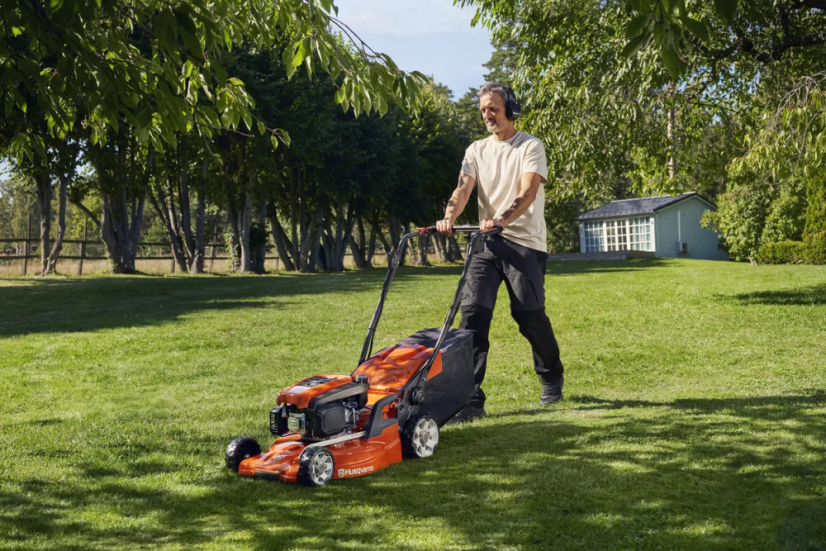 Motorová sekačka Husqvarna LC 347VE