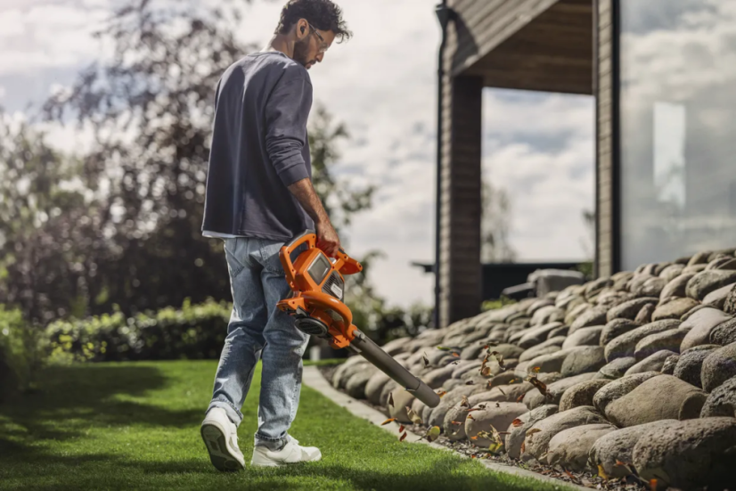 Akumulátorový foukač Husqvarna 120iBV