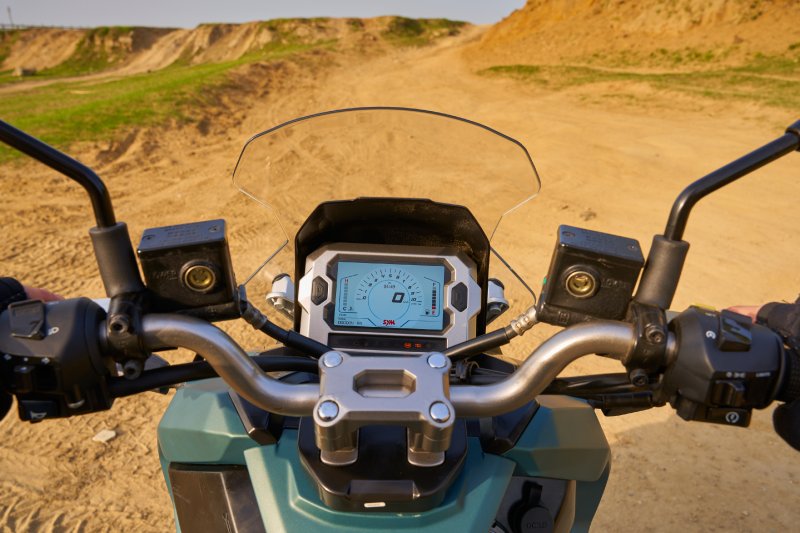 Skútr Sym ADX 125 L/C ABS
