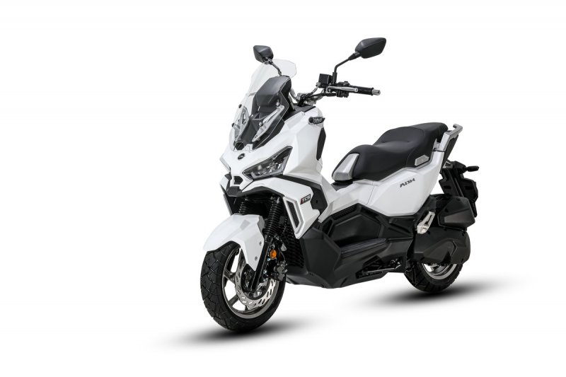 Skútr Sym ADX 125 L/C ABS